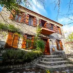 Mavras Tas Odalar 4*