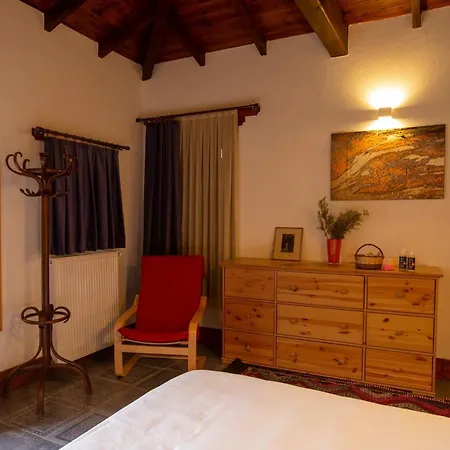 Mavras Tas Odalar كيتشوكويو