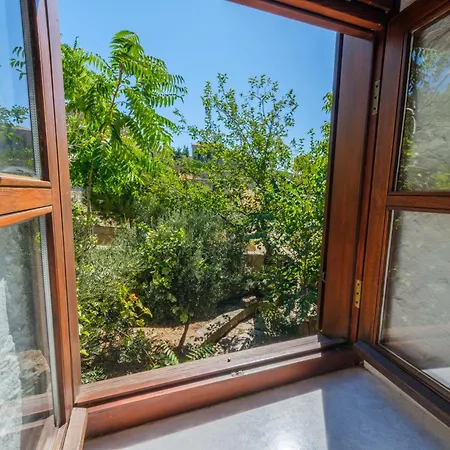 Mavras Tas Odalar Lejlighedshotel