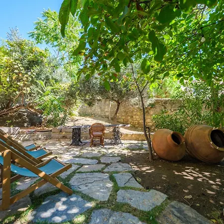 Mavras Tas Odalar Lejlighedshotel