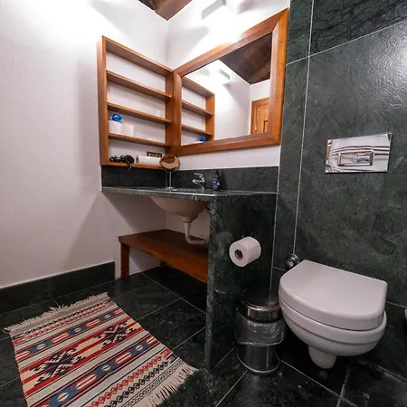 Mavras Tas Odalar 4* Küçükkuyu
