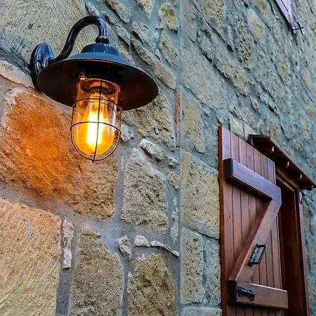 Mavras Tas Odalar شقة فندقية 4*