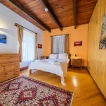 Mavras Tas Odalar 4* Küçükkuyu