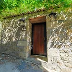 Mavras Tas Odalar Apart Otel Küçükkuyu