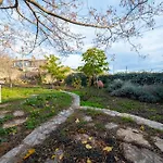 Mavras Tas Odalar Apart Otel