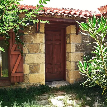 Mavras Tas Odalar 4*