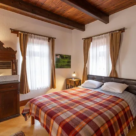 Mavras Tas Odalar 4* Küçükkuyu