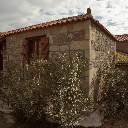 Mavras Tas Odalar Lejlighedshotel Küçükkuyu