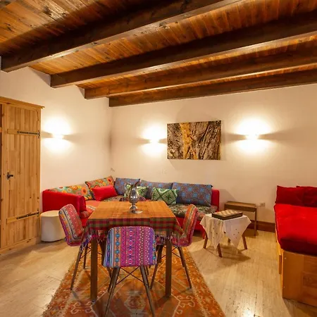 Mavras Tas Odalar 4*