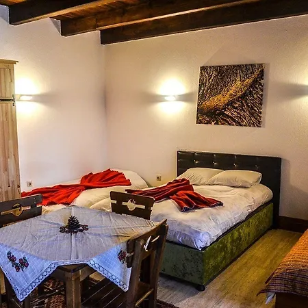 Lejlighedshotel Mavras Tas Odalar