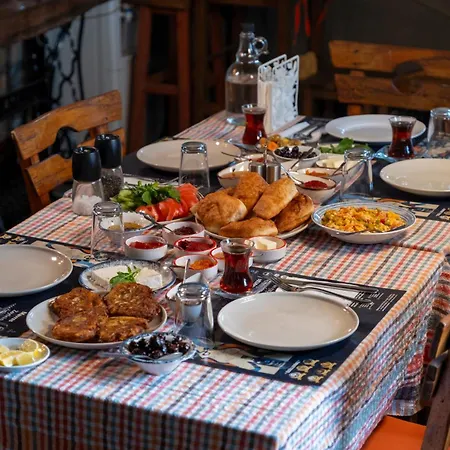Mavras Tas Odalar Apartmanhotel 4*