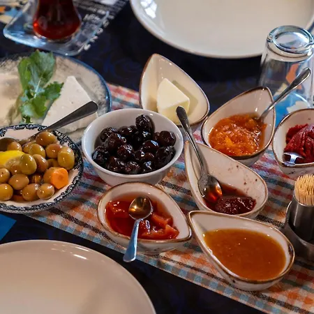 Apartmanhotel Mavras Tas Odalar