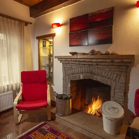 Mavras Tas Odalar Aparthotel Kucukkuyu