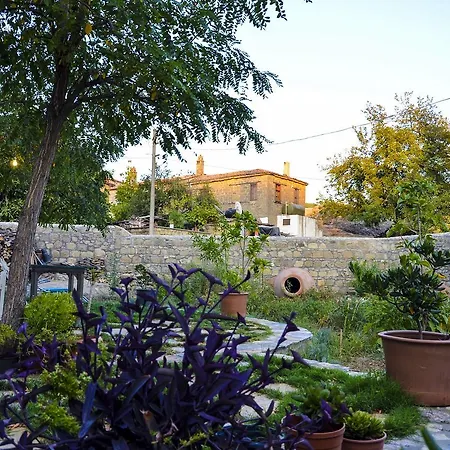 Mavras Tas Odalar Aparthotel